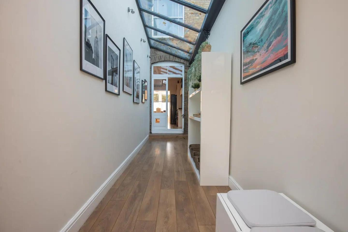 Grand Victorian House, Parking & River Walks Windsor Extérieur photo