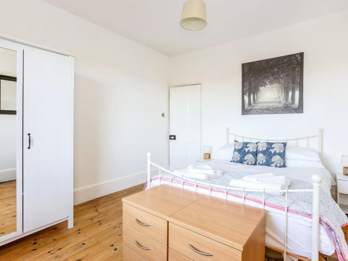 Grand Victorian House, Parking & River Walks Windsor Extérieur photo